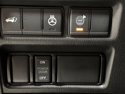 Used 2023 Nissan Armada SL w/ Captain's Chairs Package AWD/4WD image 42