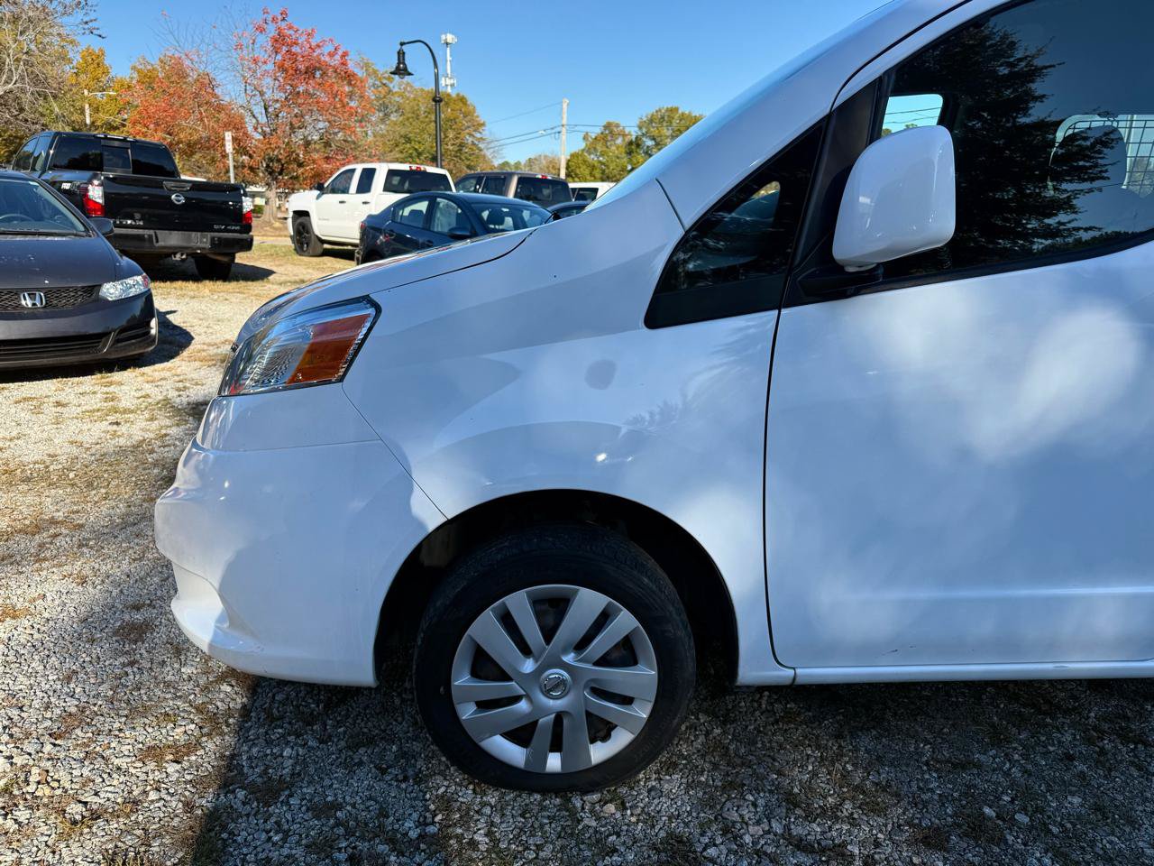 Used 2020 Nissan NV200 SV w/ Sliding Glass Door Package FWD image 11