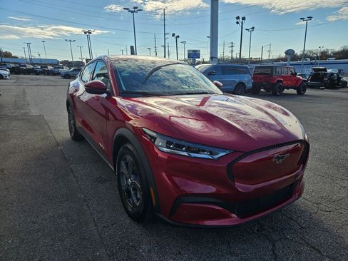 Used 2021 Ford Mustang Mach-E Select image 8