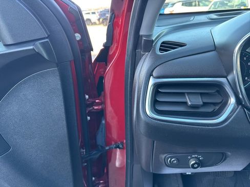 Used 2023 Chevrolet Equinox LT image 12