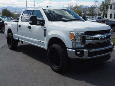 Used 2019 Ford F250 XLT AWD/4WD image 8