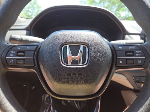 Certified 2025 Honda Accord SE image 29
