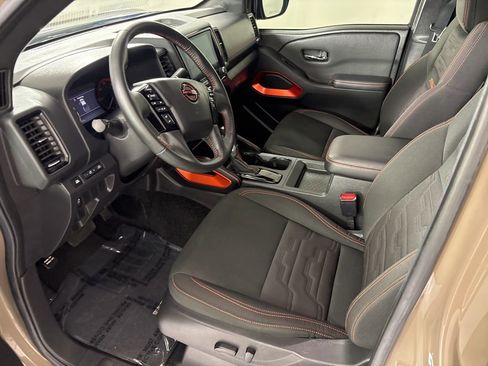 Used 2024 Nissan Frontier Pro-X w/ Technology Package RWD image 24