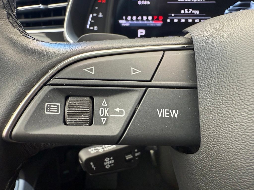Used 2023 Audi Q8 Premium Plus w/ Premium Plus Package AWD/4WD image 38