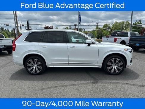 Used 2025 Volvo XC90 T8 Plus w/ Protection Package Premier AWD/4WD image 9