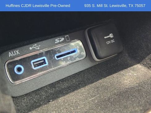 Used 2017 Jeep Grand Cherokee Limited image 21