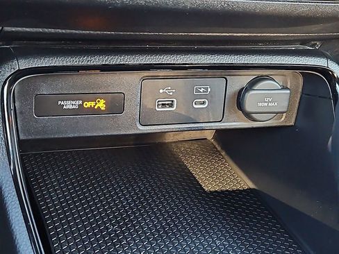 Used 2025 Honda CR-V Sport image 25