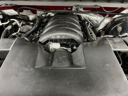 Used 2018 Chevrolet Silverado 1500 LT w/ All Star Edition AWD/4WD image 24