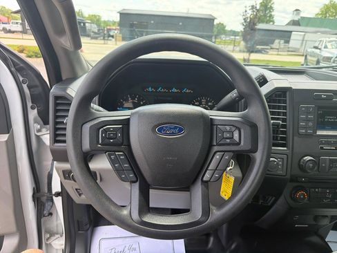 Used 2016 Ford F150 XL w/ Equipment Group 101A Mid AWD/4WD image 10