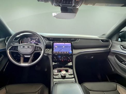 Used 2024 Jeep Grand Cherokee L Overland image 30