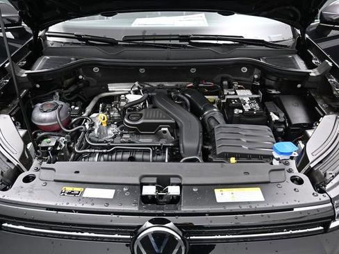 New 2026 Volkswagen Taos SE AWD/4WD image 15