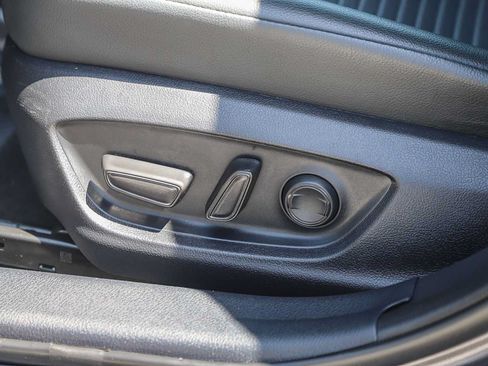 Used 2023 Toyota Camry SE FWD image 21