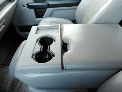 Used 2020 Ford F250 XL w/ Power Equipment Group image 38