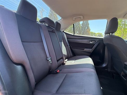Used 2019 Toyota Corolla LE FWD image 23