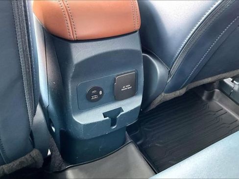 Used 2023 Ford Maverick Lariat w/ Lariat Luxury Package image 13