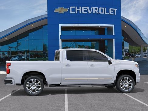 New 2026 Chevrolet Silverado 1500 High Country w/ High Country Premium Package AWD/4WD image 29