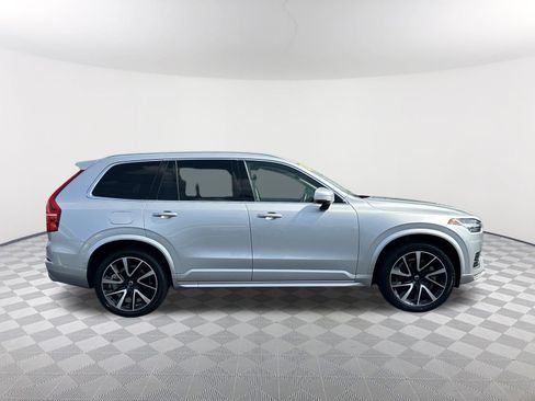 Used 2020 Volvo XC90 T6 Momentum AWD/4WD image 4
