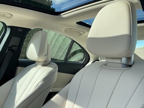 Used 2026 Mercedes-Benz E 350 Sedan image 17