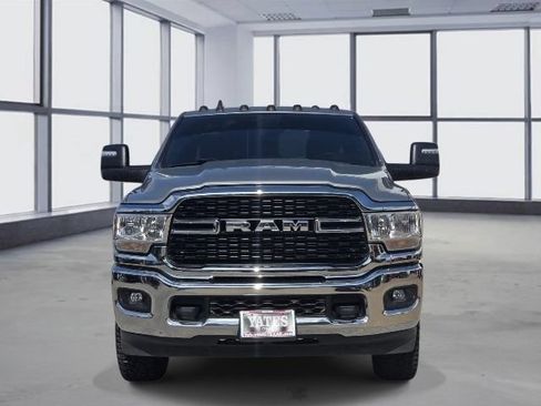 Used 2024 RAM 2500 Big Horn AWD/4WD image 2