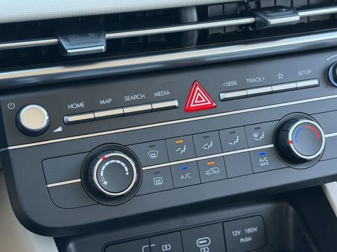 New 2026 Hyundai Tucson SE image 20