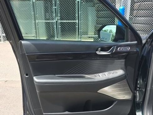 Used 2024 Hyundai Palisade Calligraphy FWD image 8