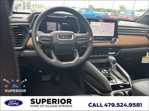 Used 2025 GMC Canyon AT4 w/ Nightfall Edition AWD/4WD image 17