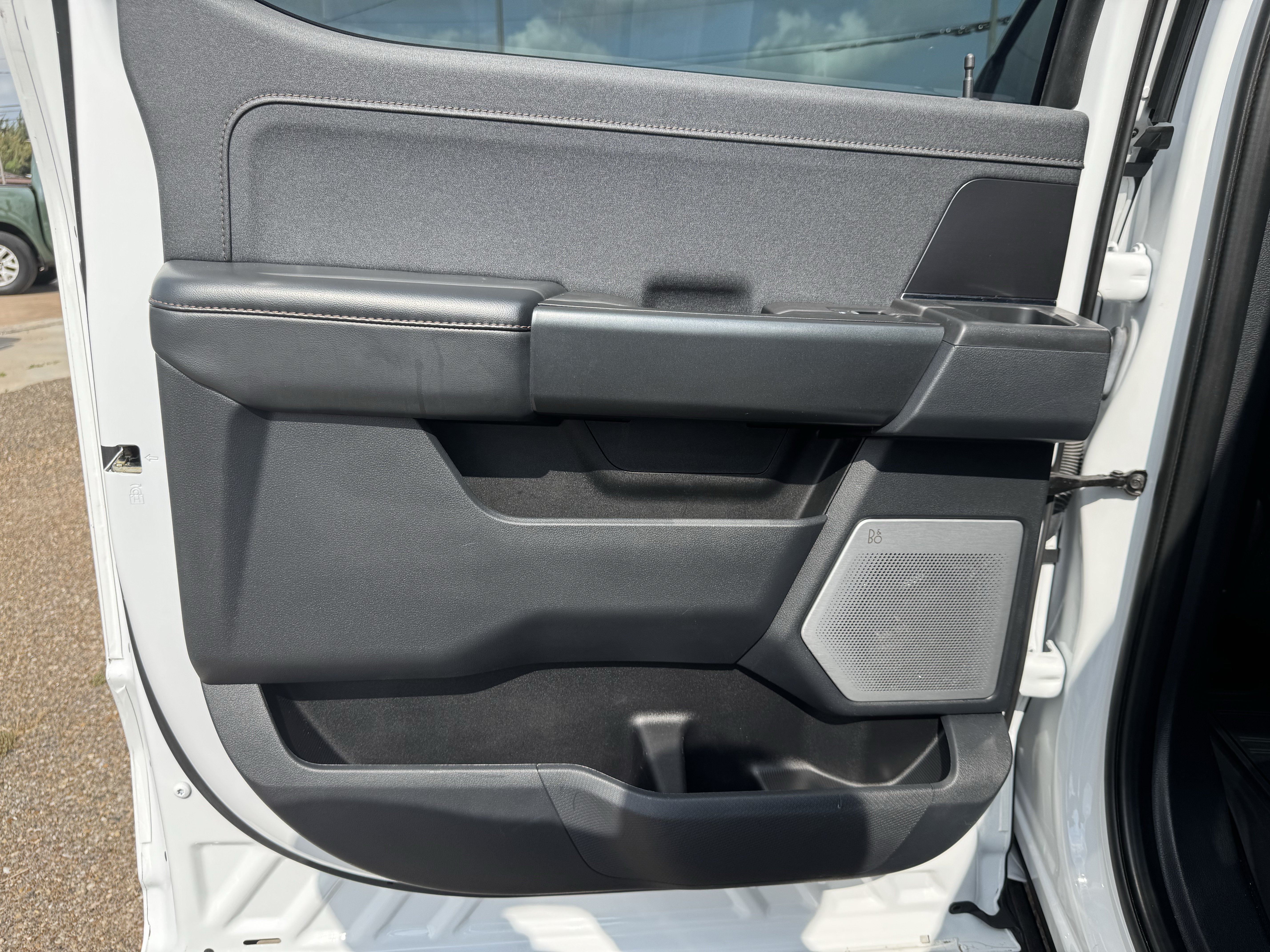 Used 2023 Ford F150 Raptor AWD/4WD image 25