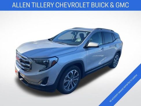 Used 2020 GMC Terrain SLT w/ Preferred Package image 3