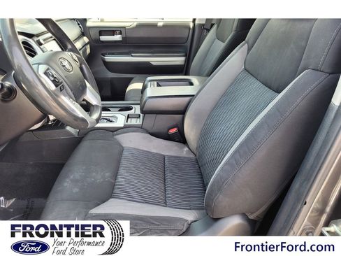Used 2016 Toyota Tundra SR5 w/ SR5 Upgrade Package RWD image 24