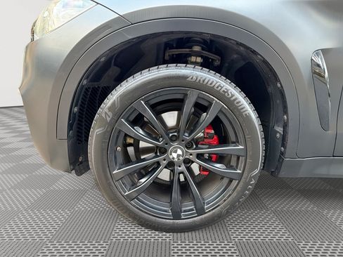 Used 2019 BMW X6 sDrive35i w/ M Sport Package RWD image 19