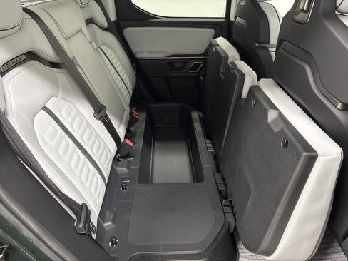 Used 2023 Rivian R1T Adventure image 24