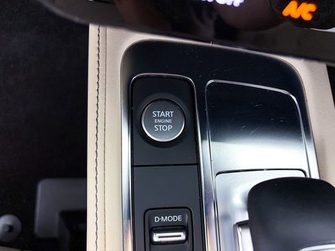 Used 2023 INFINITI QX60 Luxe w/ Cargo Package image 25