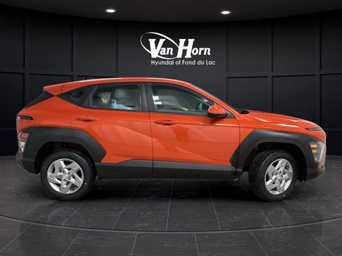 New 2026 Hyundai Kona SE AWD/4WD image 2