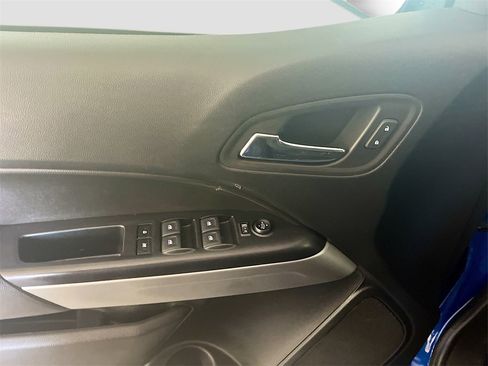 Used 2020 Chevrolet Colorado ZR2 w/ ZR2 Dusk Special Edition image 18