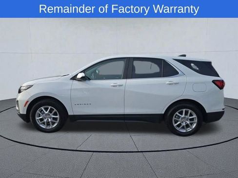 Used 2024 Chevrolet Equinox LT w/ LPO, Floor Liner Package FWD image 2
