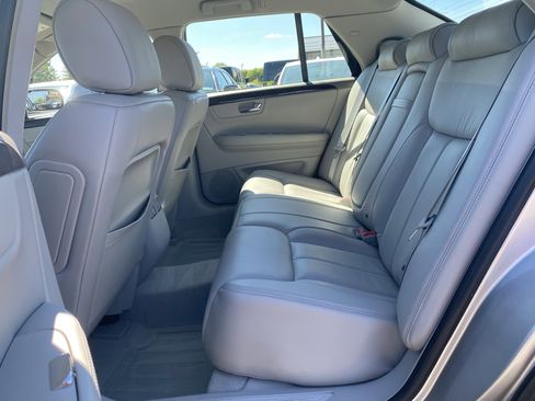 Used 2008 Cadillac DTS FWD image 6