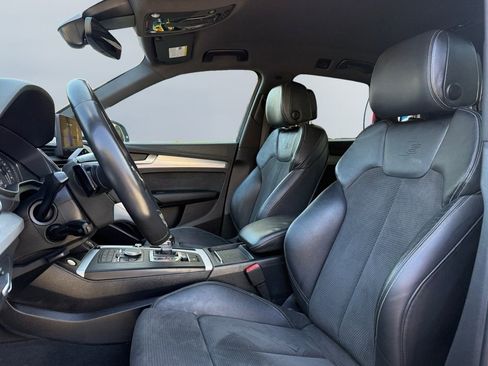 Used 2020 Audi SQ5 Premium w/ Convenience Package image 21