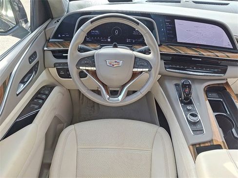 Certified 2023 Cadillac Escalade Sport Platinum w/ LPO, ONYX Package image 11