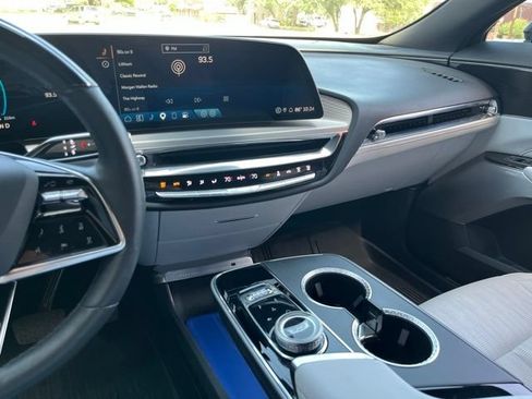 Used 2024 Cadillac Lyriq Luxury w/ LPO, Floor Liner Package AWD/4WD image 30