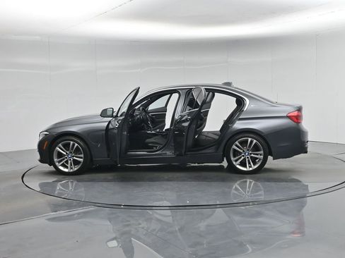 Used 2018 BMW 330e w/ Convenience Package image 5