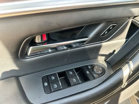 Used 2025 MAZDA CX-70 Plug-In Hybrid w/ Premium Plus image 19