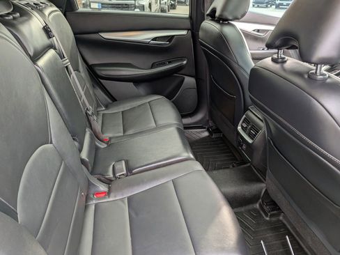Used 2019 INFINITI QX50 Luxe w/ Navigation Package AWD/4WD image 23