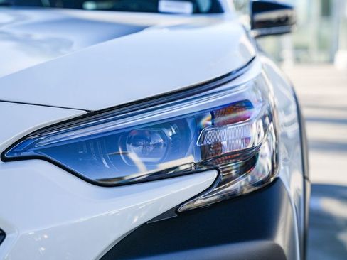 Used 2025 Subaru Outback Premium image 10