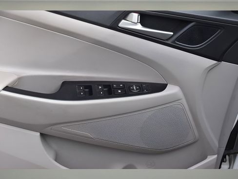 Used 2019 Hyundai Tucson SEL image 22