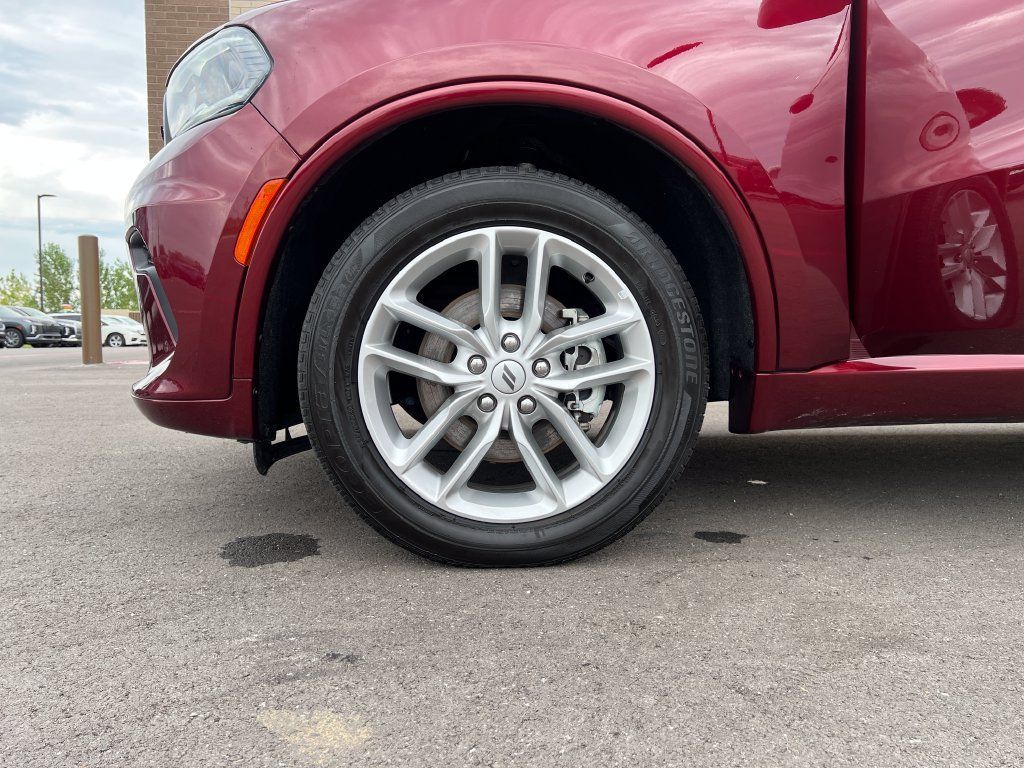 Used 2025 Dodge Durango GT AWD/4WD image 27