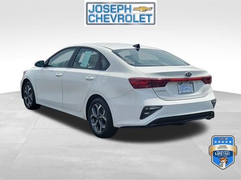 Used 2021 Kia Forte LXS FWD image 3