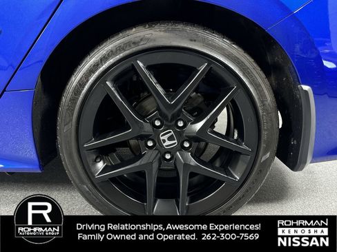 Used 2023 Honda Civic Sport image 5