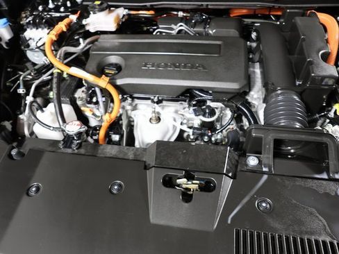 Used 2025 Honda CR-V Sport Touring image 29