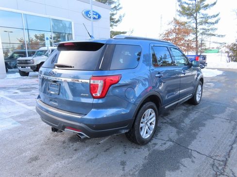 Certified 2018 Ford Explorer XLT w/ Equipment Group 201A image 5