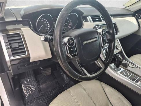 Used 2015 Land Rover Range Rover Sport HSE AWD/4WD image 10
